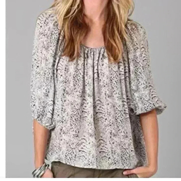 JOIE- 100% Silk Blouse -Womens Size M -Off The Shoulder Gray/Black Print - Picture 1 of 7